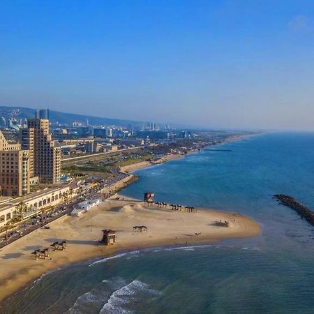 Haifa Almog Vip Hotel Sea View Apartments Luaran gambar