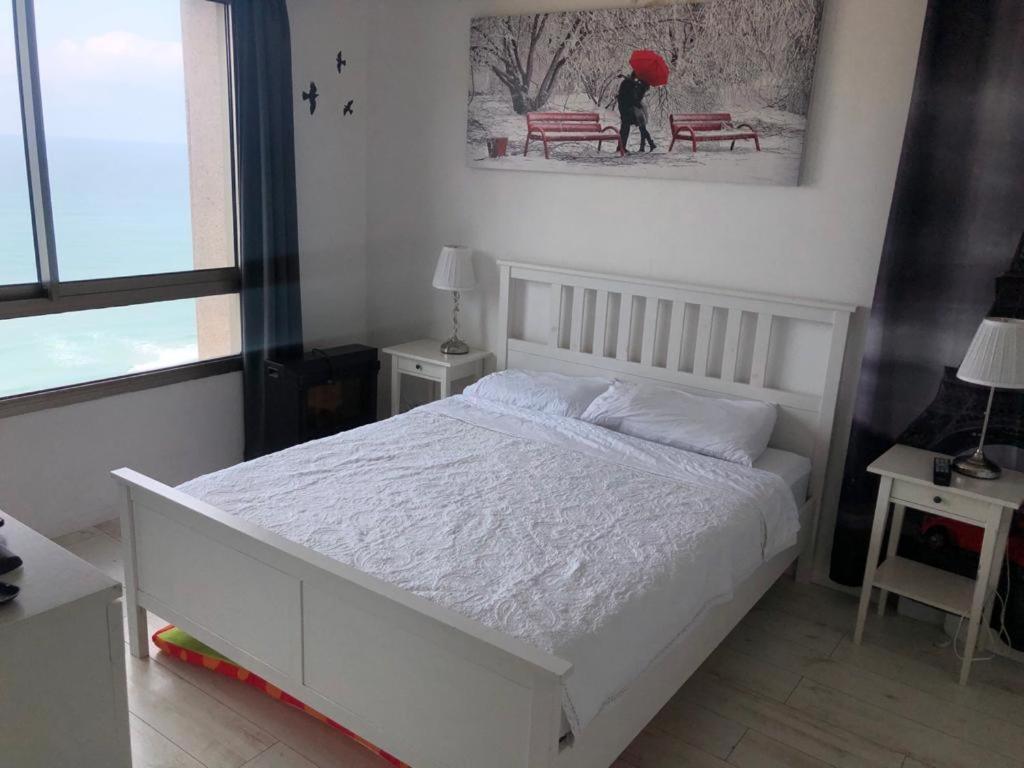 Haifa Almog Vip Hotel Sea View Apartments Luaran gambar
